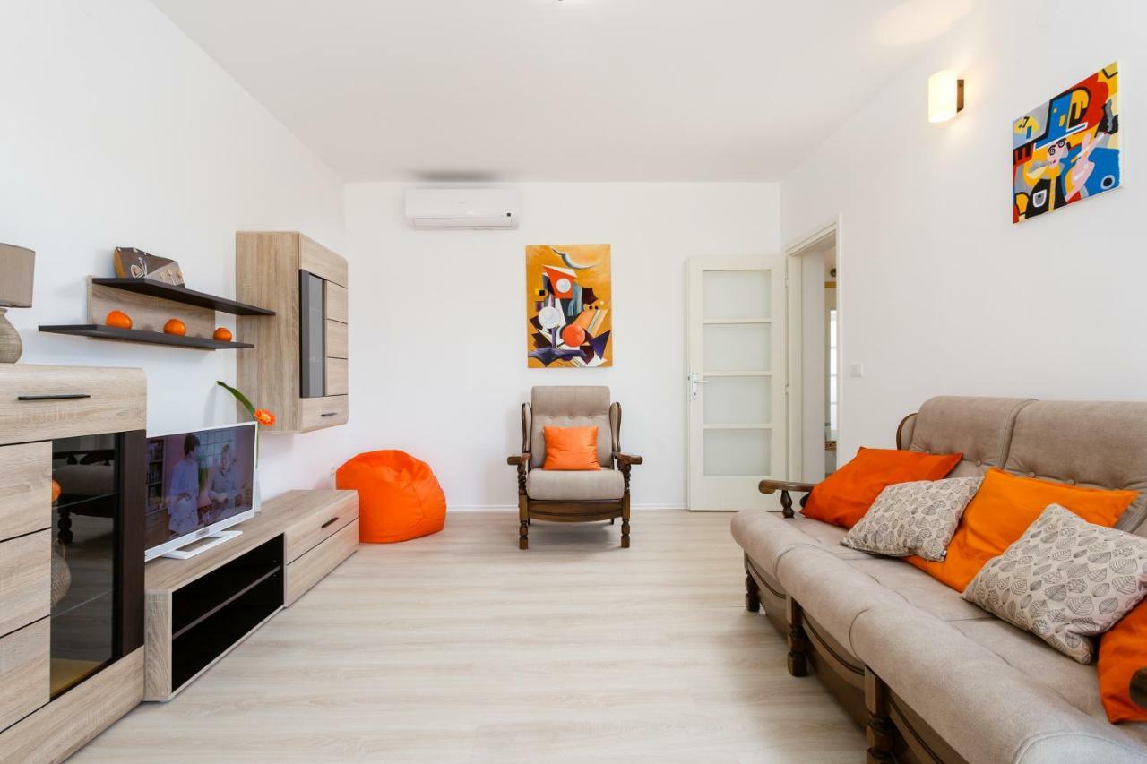 Botun Apartman Free Parking Pula Exterior photo